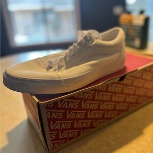 Vans Men's White Sneakers